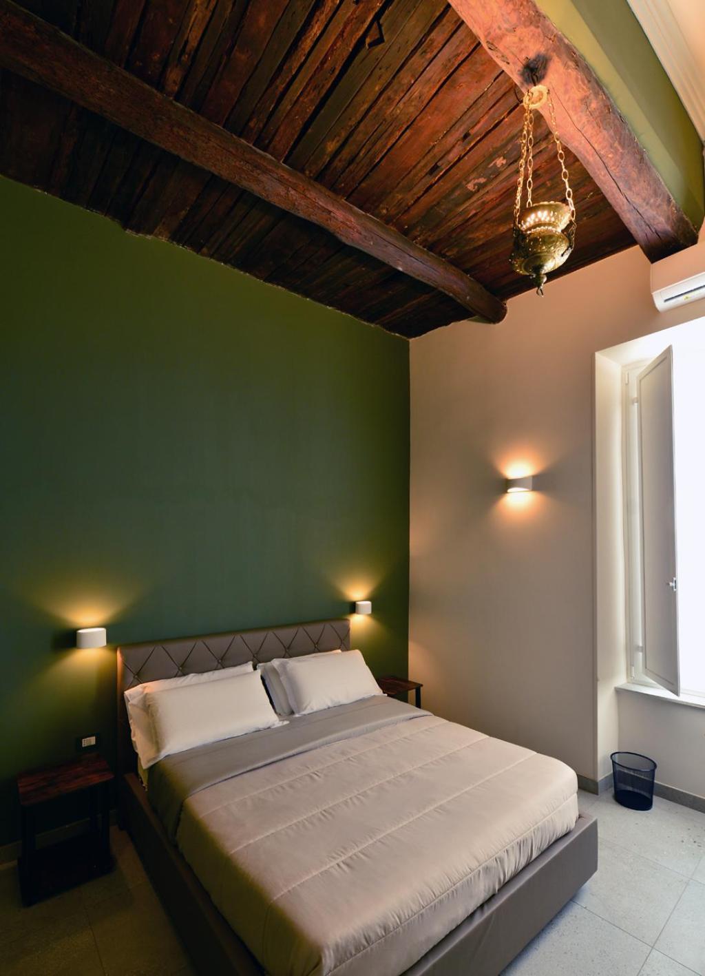 Xenia Neapolis Hotell Exteriör bild