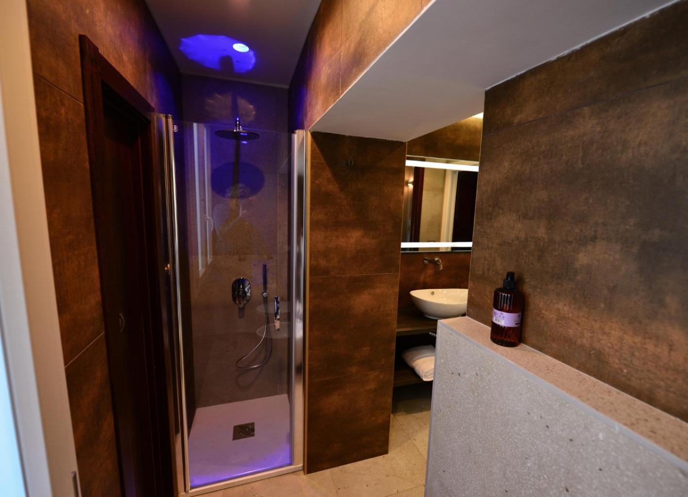 Xenia Neapolis Hotell Exteriör bild