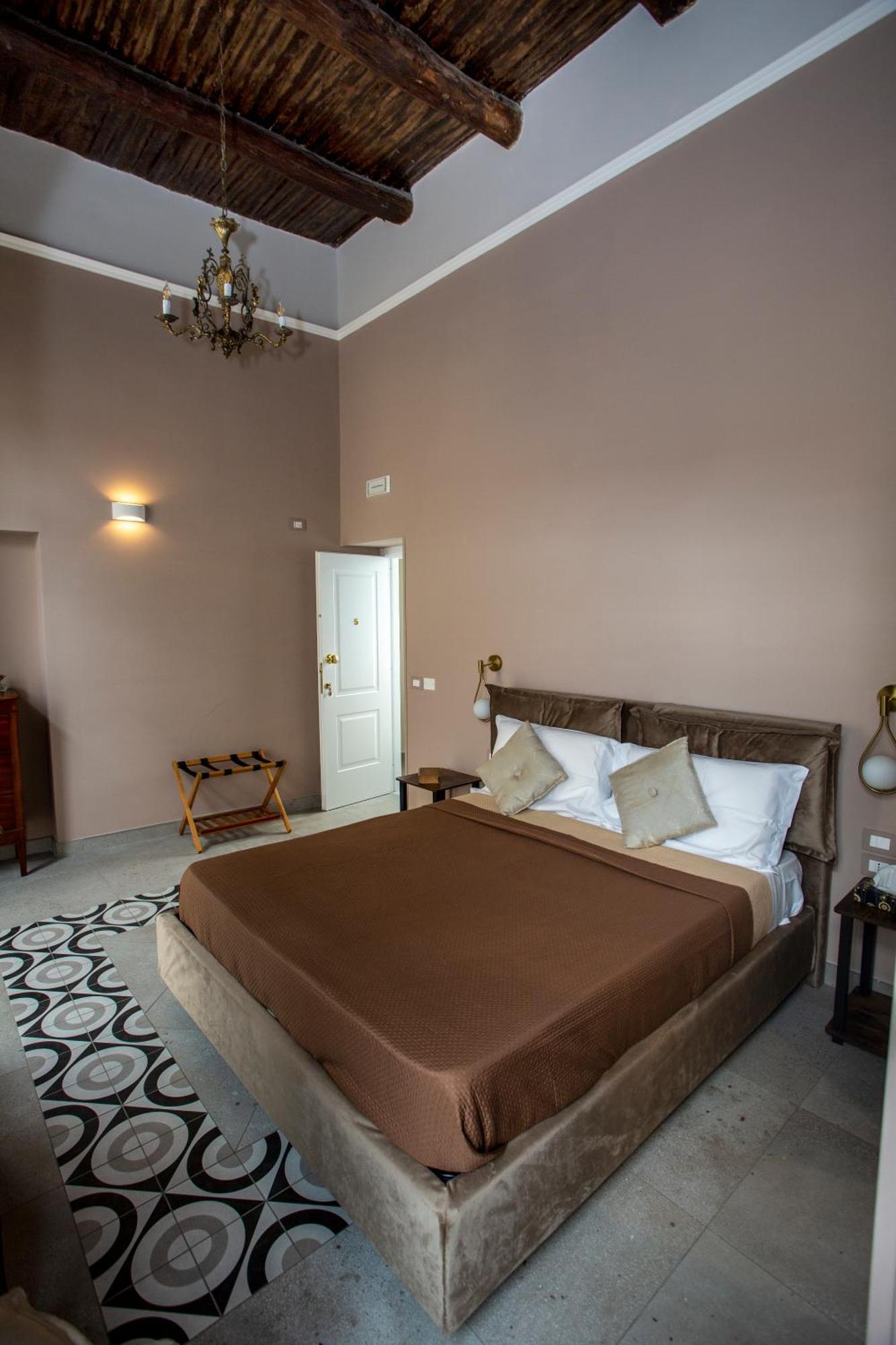 Xenia Neapolis Hotell Exteriör bild