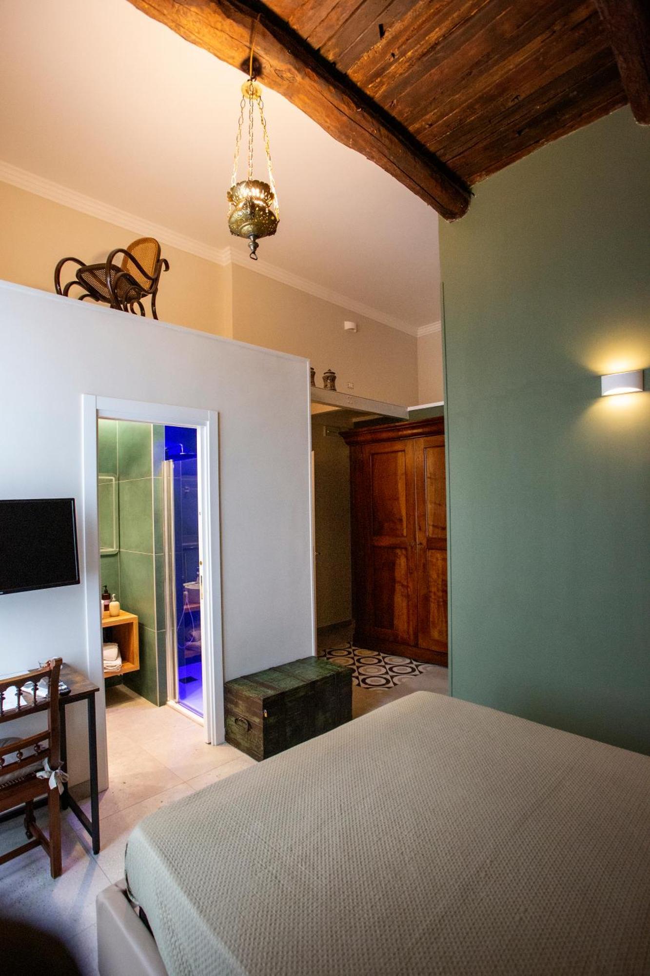 Xenia Neapolis Hotell Exteriör bild