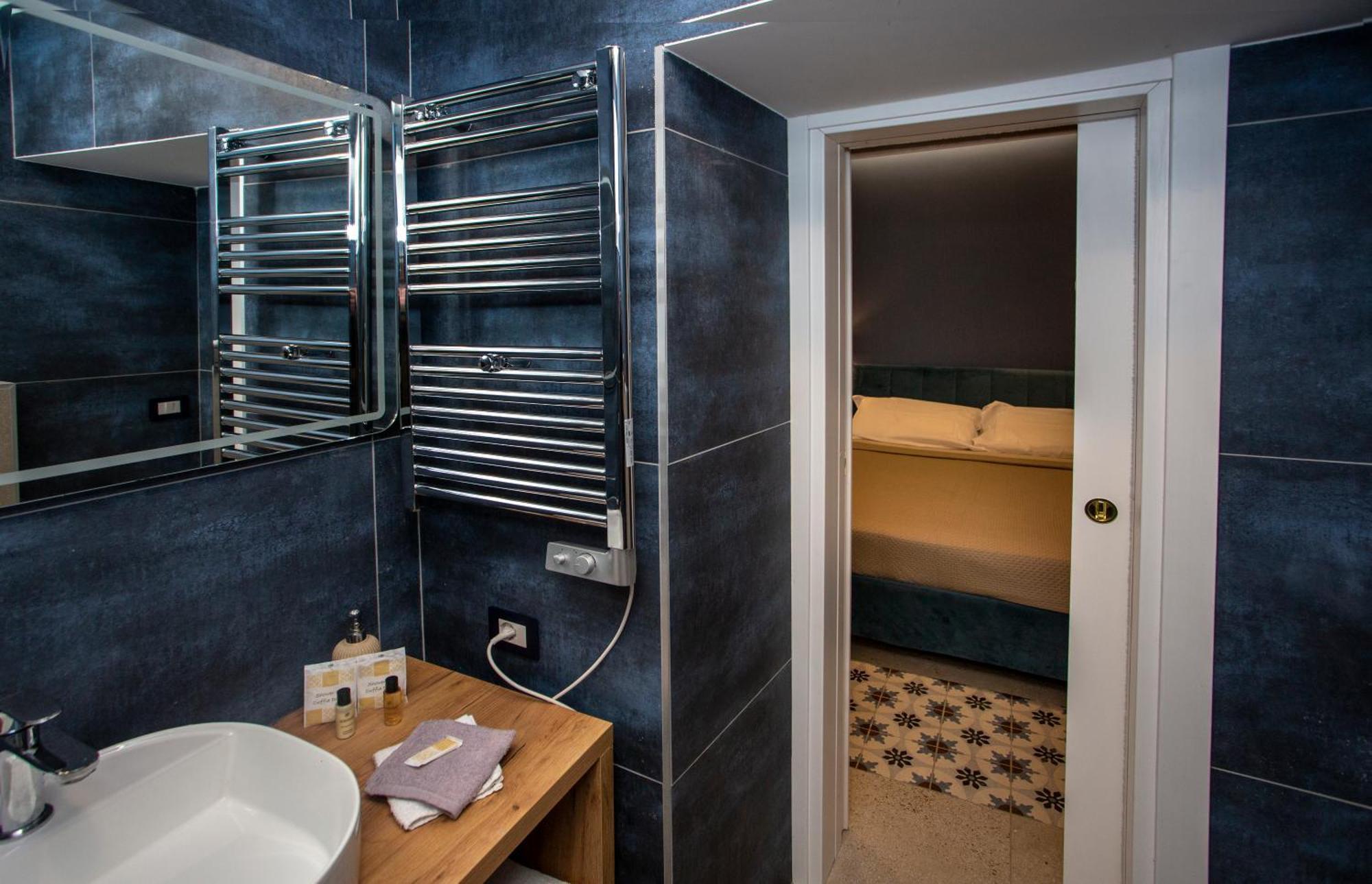 Xenia Neapolis Hotell Exteriör bild