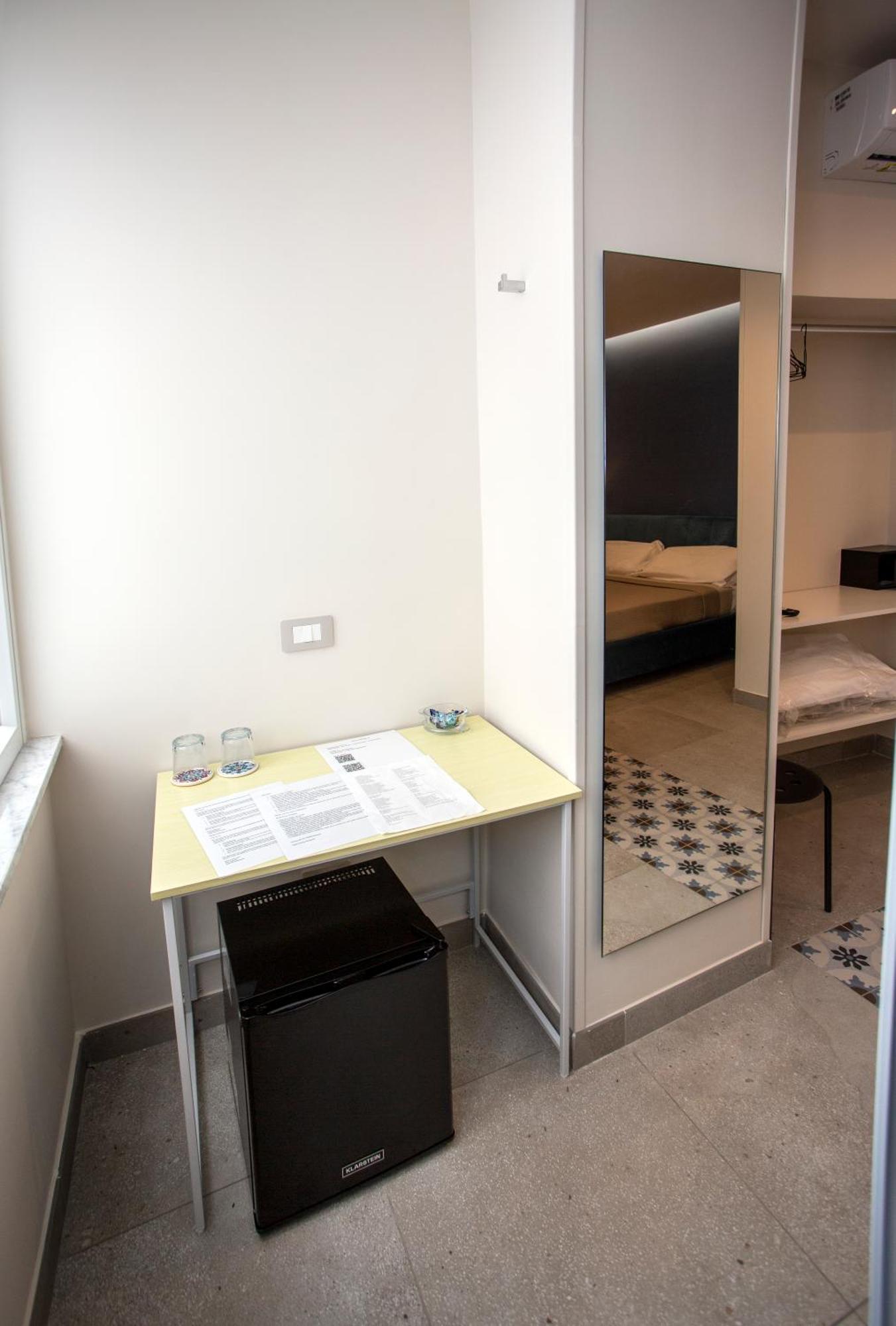 Xenia Neapolis Hotell Exteriör bild